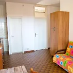 Spacious First-floor Flat Near The Eraclea Mare