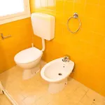Spacious First-floor Flat Near The Eraclea Mare