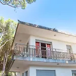 Spacious First-floor Flat Near The