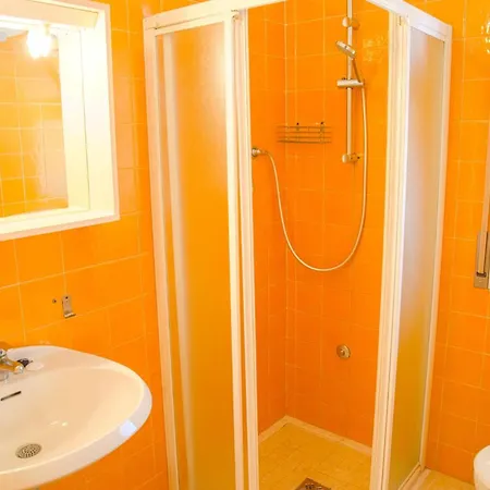Spacious First-floor Flat Near The