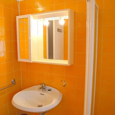 Spacious First-floor Flat Near The Eraclea Mare