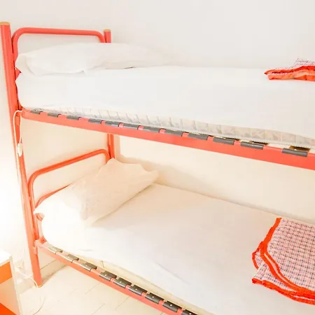 Spacious First-floor Flat Near The