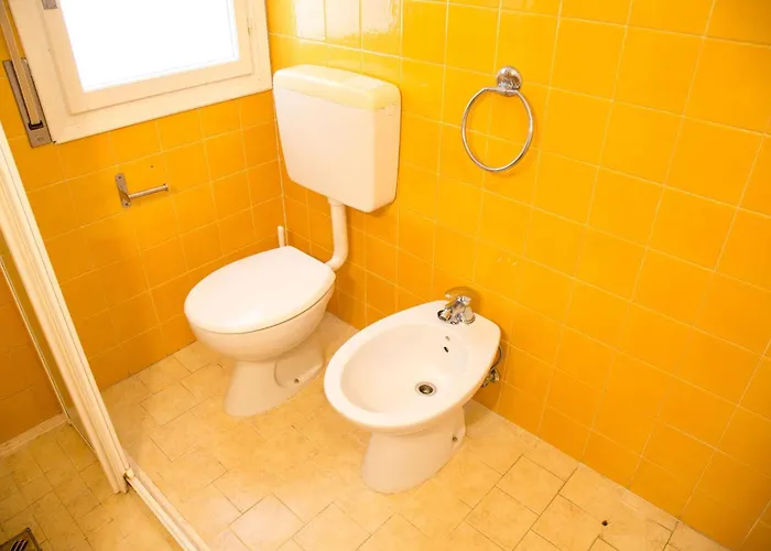 Spacious First-floor Flat Near The Eraclea Mare